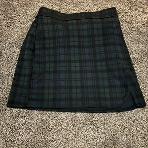 NWT Abercrombie Kids Green Plaid Skirt 13/14.